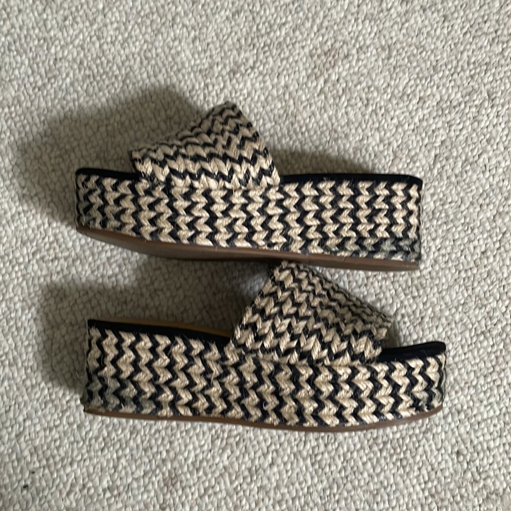 Lucky Brand woven espadrille platform sandals - Picture 2 of 3